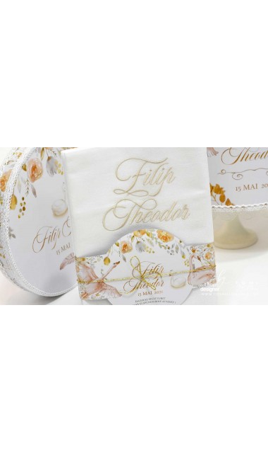 Trusou special creat pentru baieti gingas si elegant alb gold cu lebede Swan Boy 15